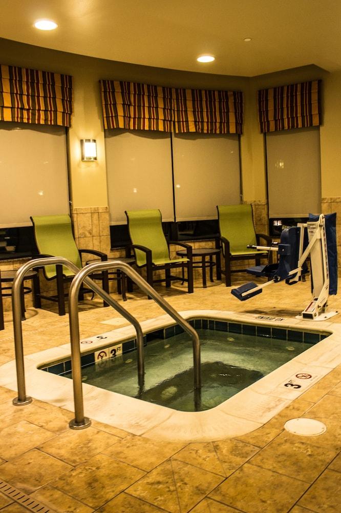 Hilton Garden Inn Pittsburgh/Cranberry Cranberry Township Exteriör bild